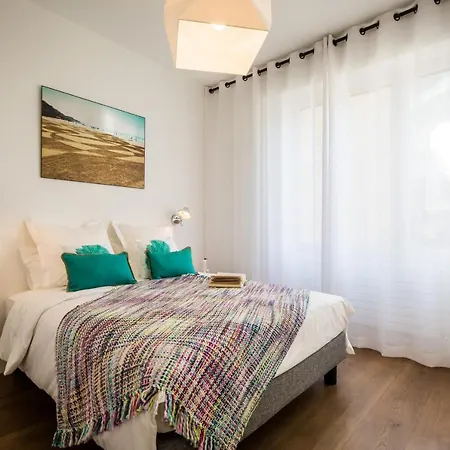 Sleeps 6 Pool Wifi